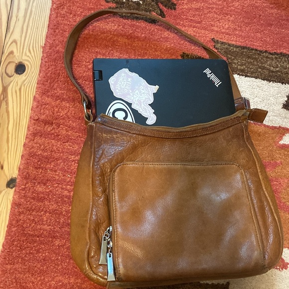 Wilson’s leather purse - Picture 16 of 16